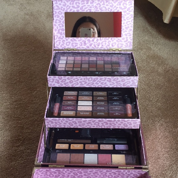Ulta Beauty Pretty \u0026 Polished 72 Piece Makeup Kit NWT